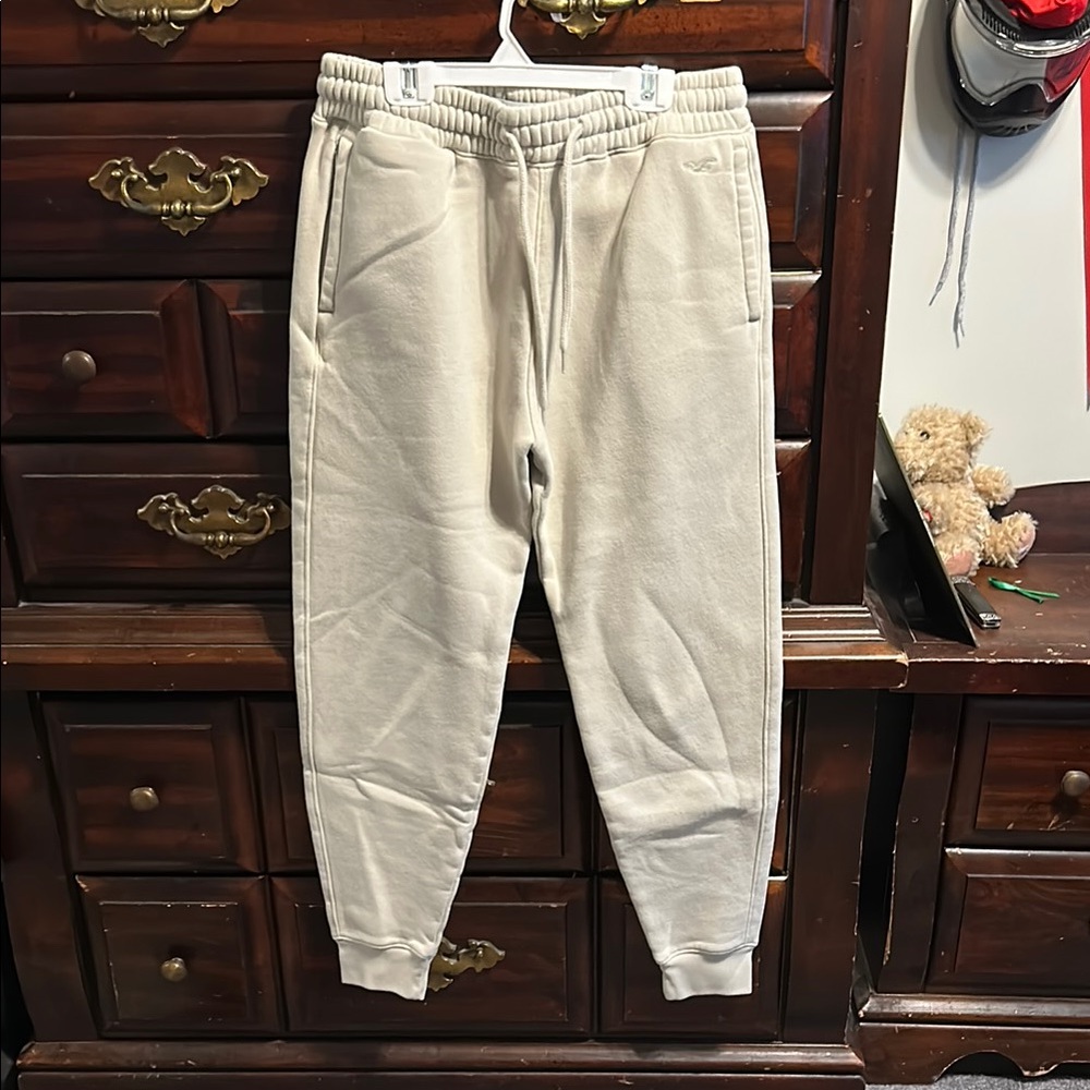 Men's Cream Jogger Pants small hollister